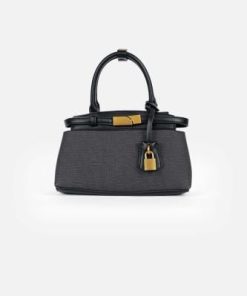 أوبرا فاشن - شنطة نسائية أنيقة بتصميم فاخر بلون أسود