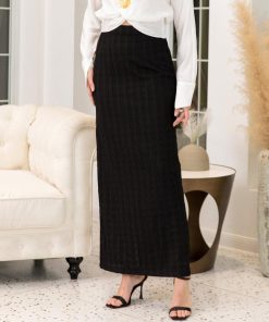 افورا  - تنورة اسود بخامة مميزة