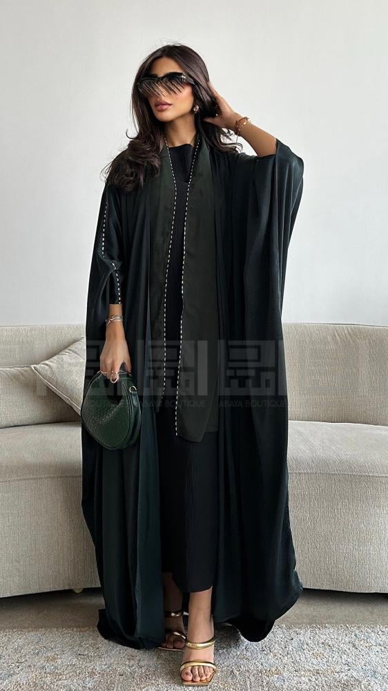 دار امتنان - عباية حرير زيتية بالكريستال مع طرحة مزينة بالكريستال بقماش صيفي- 1424 - Image 7