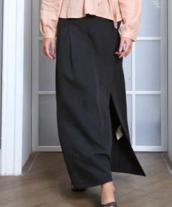 أوبرا فاشن - تنورة مدرسي قماش كريب لون اسود بفتحة جانبية