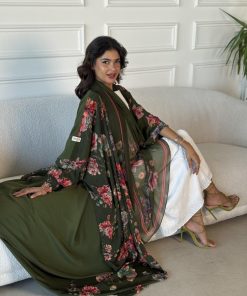 عزة المتميزة - عباية الحرير بالورود اخضر2