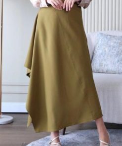 أوبرا فاشن - تنورة قماش كريب لون كموني