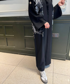 جواهر - عباية ابيض واسود 1012