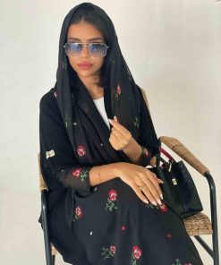 عزة المتميزة - عباية الورود الحمراء