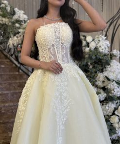 Alternative view of تريجر آيلاند - فستان دانتيل ملكي