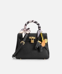 الفي - شنطة نسائية من الجلد بلون أسود