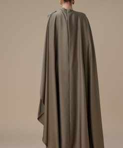 Alternative view of اكتان - فستان ميدي من قطعتين زيتي بتصميم كاب