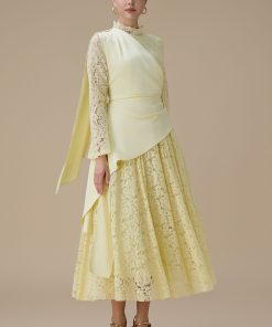 Alternative view of اكتان - فستان ماكسي دانتيل أصفر فاتح