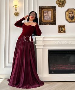 Alternative view of جولينا - فستان مخمل كم طويل