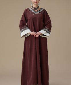 اكتان - جلابية طويلة بني بتطريز انيق