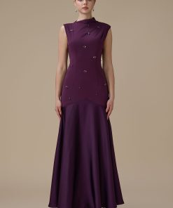 اكتان - فستان بنفسجي طويل ساتان بكريستالات