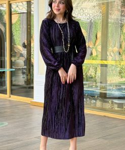 اكتان - فستان مخملي بليسية مع حزام لف لون بنفسجي