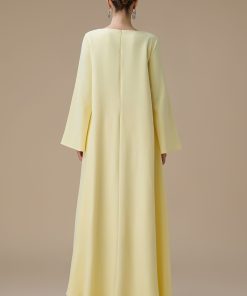 Alternative view of اكتان - جلابية طويلة ماكسي صفراء بتصميم واسع أنيق