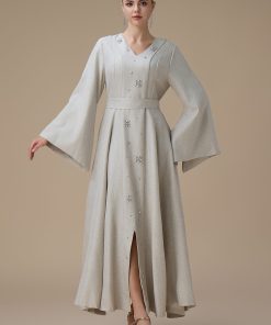 اكتان - جلابية طويلة بيج بتطريز ناعم وقصة محددة