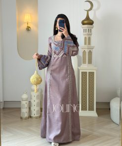 جولينا  - جلابية بنفسجية بتطريز رمضاني