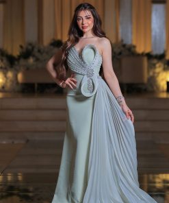 لورا فاشن - فستان سهرة أخضر فاتح بتصميم فاخر وتطريز كريستالي