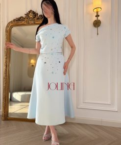 جولينا - طقم ازرق سماوي بتطريز كرستالي