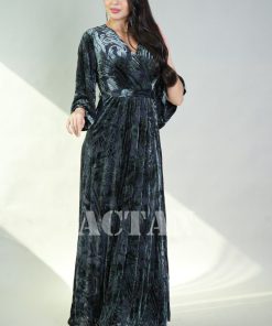 Alternative view of اكتان - فستان ماكسي مخملي بكسرات