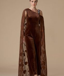 Alternative view of اكتان - جمبسوت بني مخمل بكاب مطرز