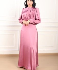 أوبرا فاشن - فستان زهري ناعم بفتحة رقبة على شكل فيونكة