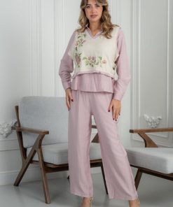 لورا فاشن - طقم نسائي بلون وردي ناعم مع تطريز زهري