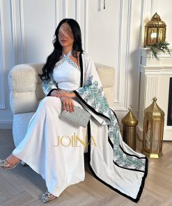 جولينا  - جلابية بيضاء اكمام