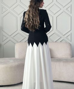 Alternative view of اكتان - فستان اسود طويل كلاسيك مزين بالفصوص