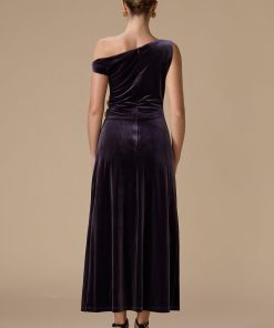 Alternative view of اكتان - فستان بنفسجي ماكسي بكتف واحد