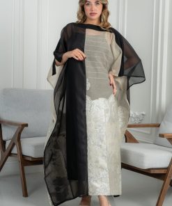 لورا فاشن - جلابية مناسبات فاخرة بشيفون أسود ودانتيل راقٍ