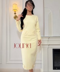 Alternative view of جولينا - طقم اصفر ليموني بزخارف ورود