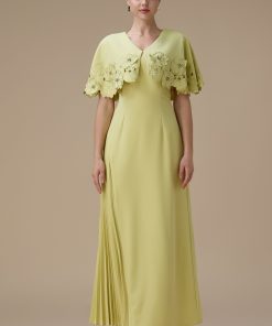اكتان - فستان طويل اخضر ليموني بتطريزات زهرية