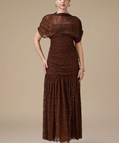 اكتان - فستان بني ماكسي دانتيل بأكمام قصيرة