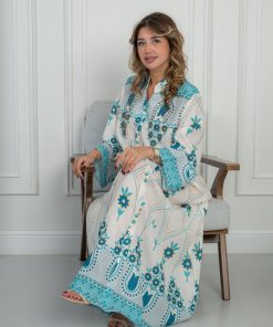 Alternative view of لورا فاشن - جلابية بيضاء بنقوش تركواز مستوحاة من الطابع التراثي