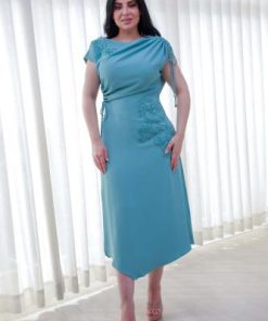 أوبرا فاشن - فستان ناعم ميدي قماش كريب مزين باكسسوار بالكتف والخصر