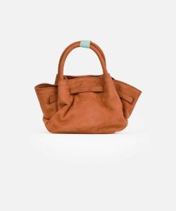 Alternative view of أوبرا فاشن - شنطة يد كريسبلا قماش شمواه مخملية بلون بني فاخر