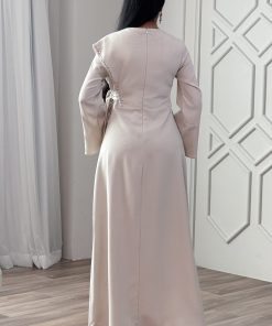 Alternative view of اكتان - فستان ماكسي مزين بكريستال ورباط من الخصر لون بيج