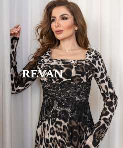 Alternative view of ريفان - فستان سهرة بنقشة جريئة وتصميم أنيق