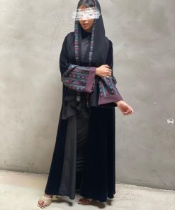 Alternative view of عزة المتميزة - عباية قطيفه وكشميري مخطط