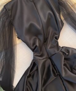 Alternative view of روز المها - فستان اسود مزين باكمام شيفون