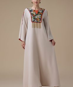 اكتان - جلابية طويلة بيج بتطريز انيق ملون