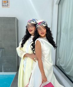 دار امتنان - بكج الاشراقة الهادئة عباية الكاميليا الصفراء و فستان كريمي-  1573