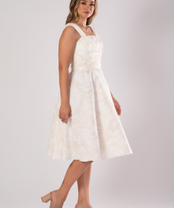 تريجر آيلاند - فستان ناعم قصير بدون اكمام