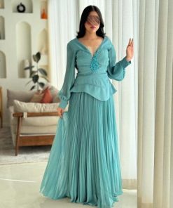 أوبرا فاشن - فستان سهرة لون تيفاني راقي بتصميم ناعم وتطريز لامع