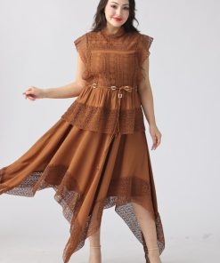 Alternative view of أوبرا فاشن - تنورة لون بني مثلاثات قماش كريب مخرم اترتش