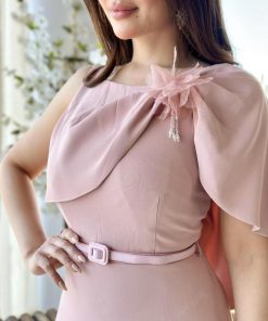 Alternative view of أوبرا فاشن - فستان طويل قماش كريب بقصة على الصدر بالاضافه كلفه بشكل ورده مع حزام ناعم