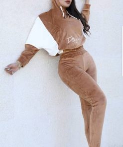 Alternative view of فاميلي كوتون - بجامة مخمل لون عسلي