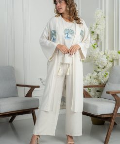 لورا فاشن - طقم نسائي أنيق بثلاث قطع بتفاصيل تطريز ناعمة