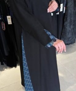 جواهر - عباية لمار بتدخيلات قماش روكاما