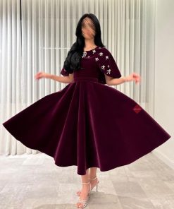 بينوش - فستان مخمل ناعم ميدي كلوش