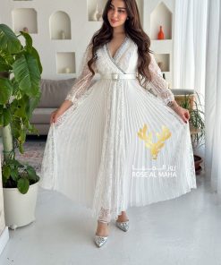 Alternative view of روز المها - فستان أبيض دانتيل بكسرات بليسيه